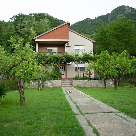 Flamingo Villa Вирпазар Екстериор снимка