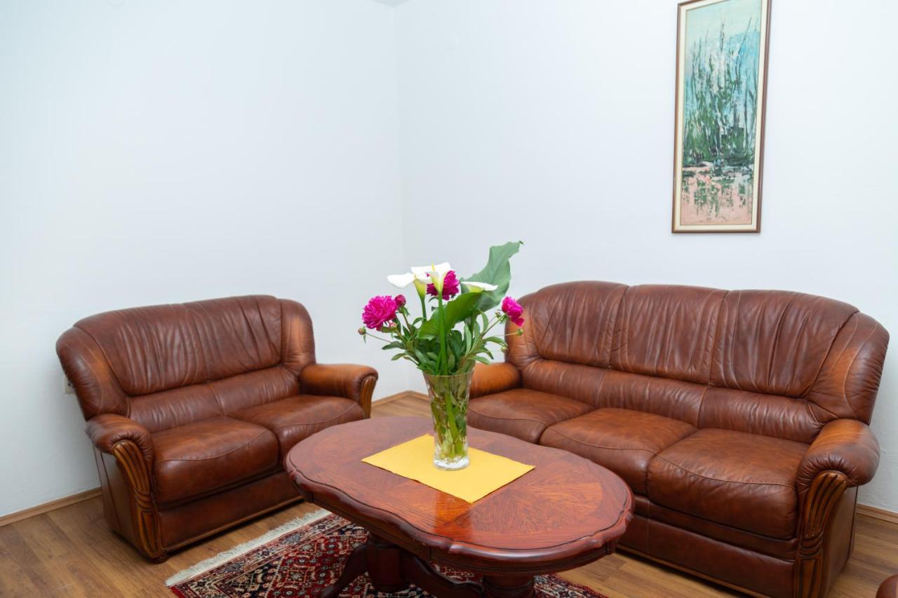Flamingo Villa Вирпазар Екстериор снимка
