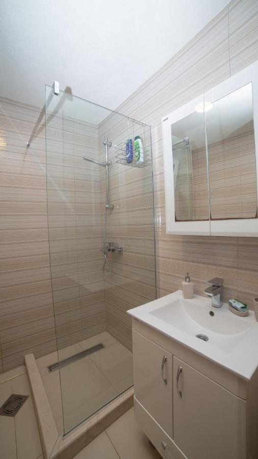 Flamingo Villa Вирпазар Екстериор снимка